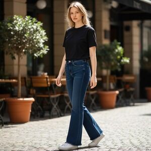 Zara bootcut flare Jeans Women Size 4 Blue Dark Wash Raw Hem High Rise 4060/017